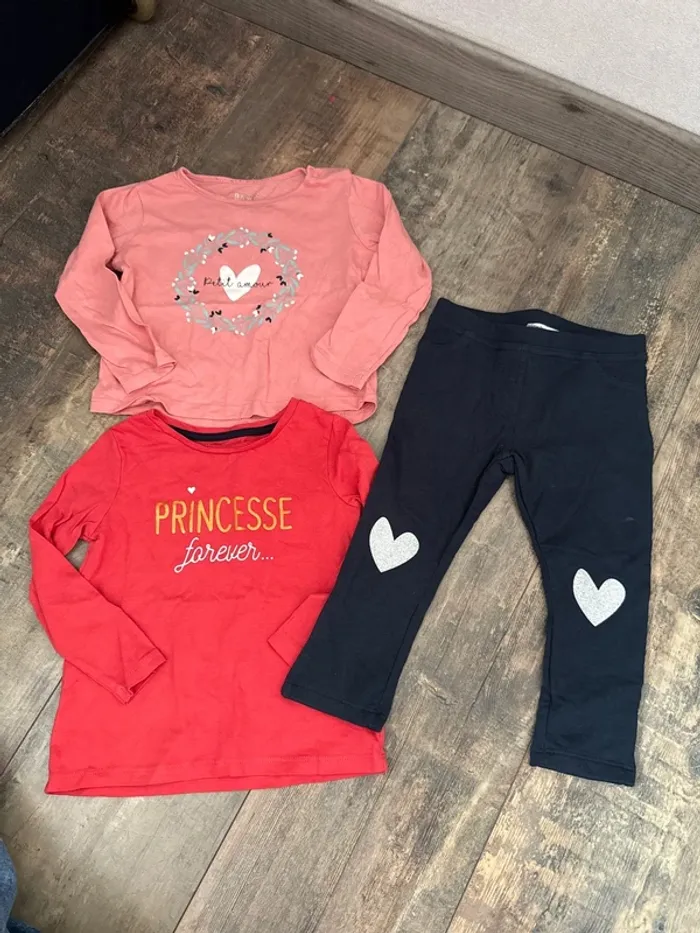 Ensemble maillots + leggings 24 mois