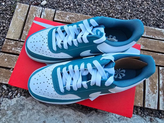 Basket nike dunk bleu et blanche - photo numéro 2