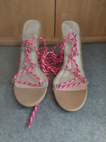 Chaussures taille 38 public désire