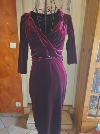 Robe en velours bordeaux  taille 36