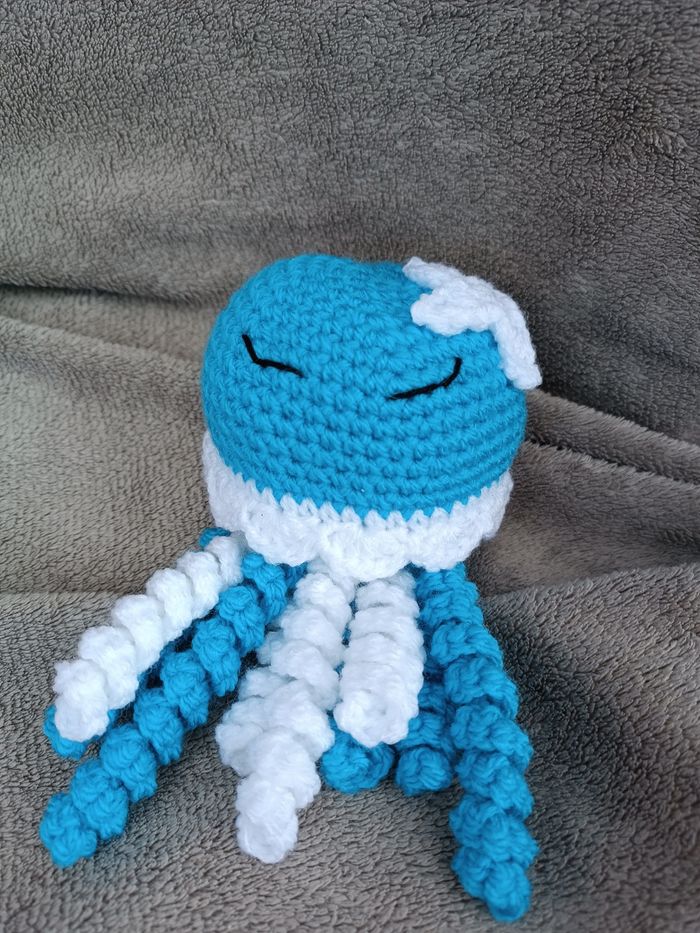 Méduse câlin - photo numéro 2