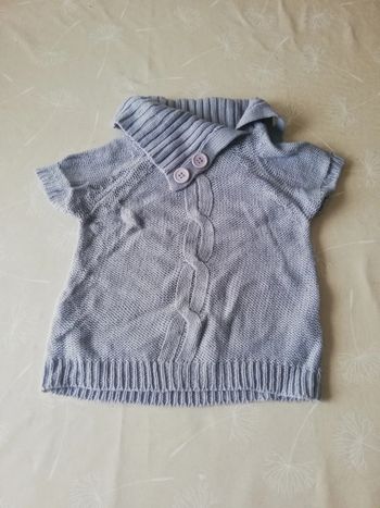 Pull gris sans manches 2/3 ans Tex