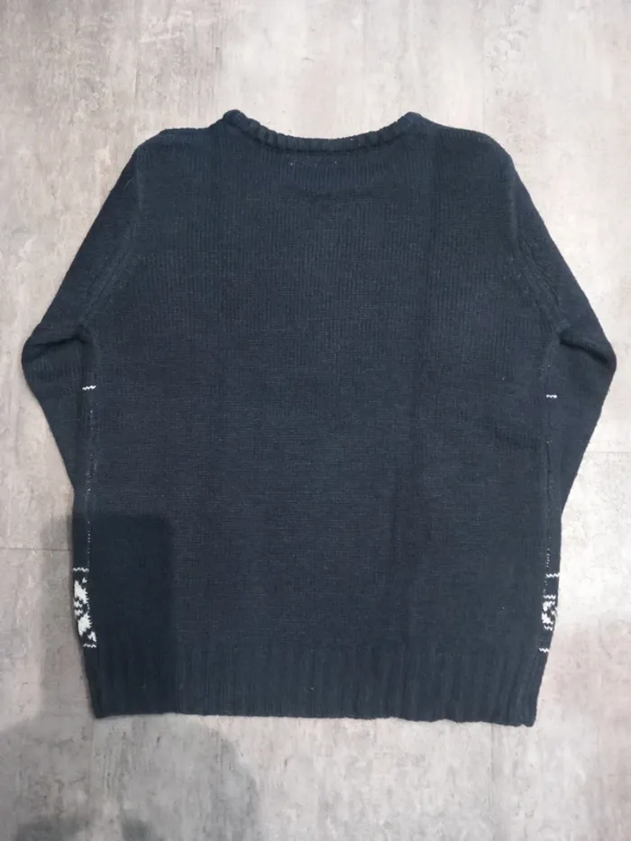Pull garçon Marvel 8 ans. - photo numéro 2