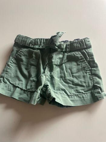 Short fille taille 3ans
