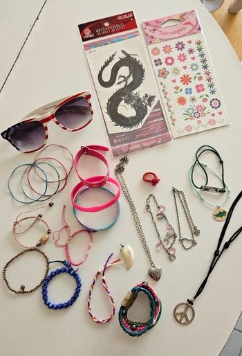 lot de divers bijoux