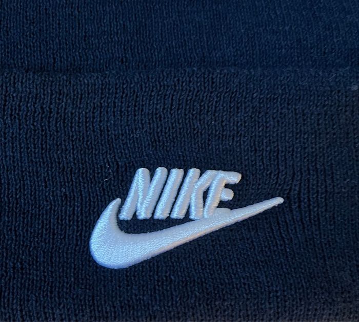 Bonnet Nike bleu marine - photo numéro 3