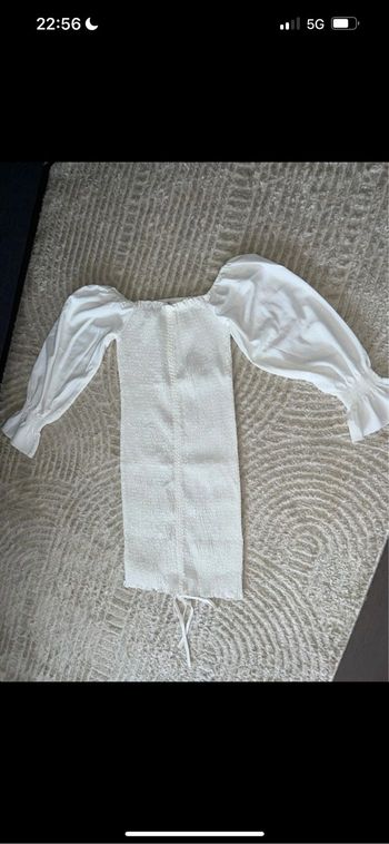 Robe épaule dénudé