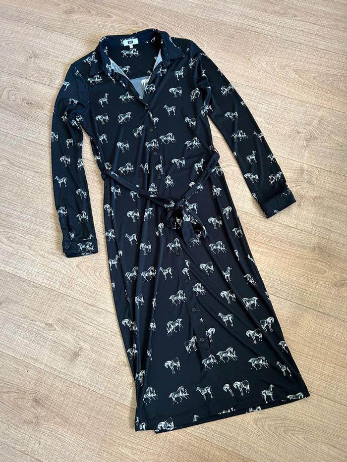 Robe noire et blanche imprimée mi longue WE taille S jamais portée - photo numéro 11