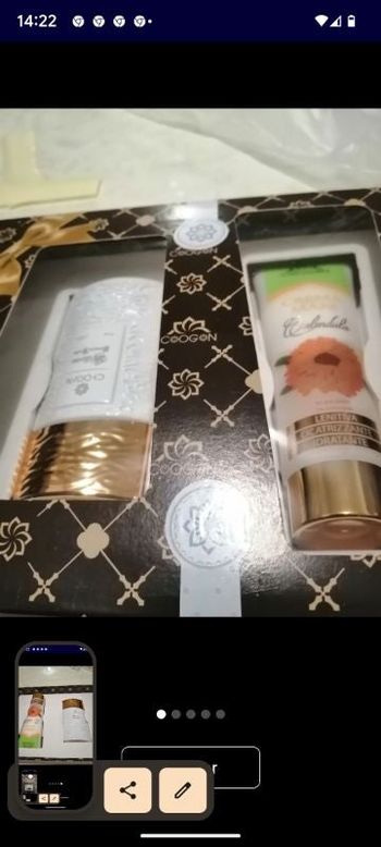 Coffret parfum et crème pour femme.