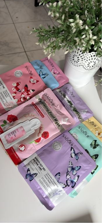 lot masques visage et pied 