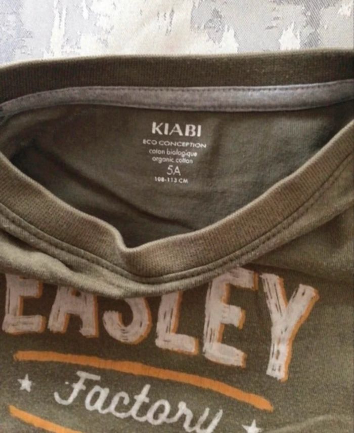 Tee-shirt garçon KIABI kaki – 5 ans – 100% coton bio - photo numéro 3