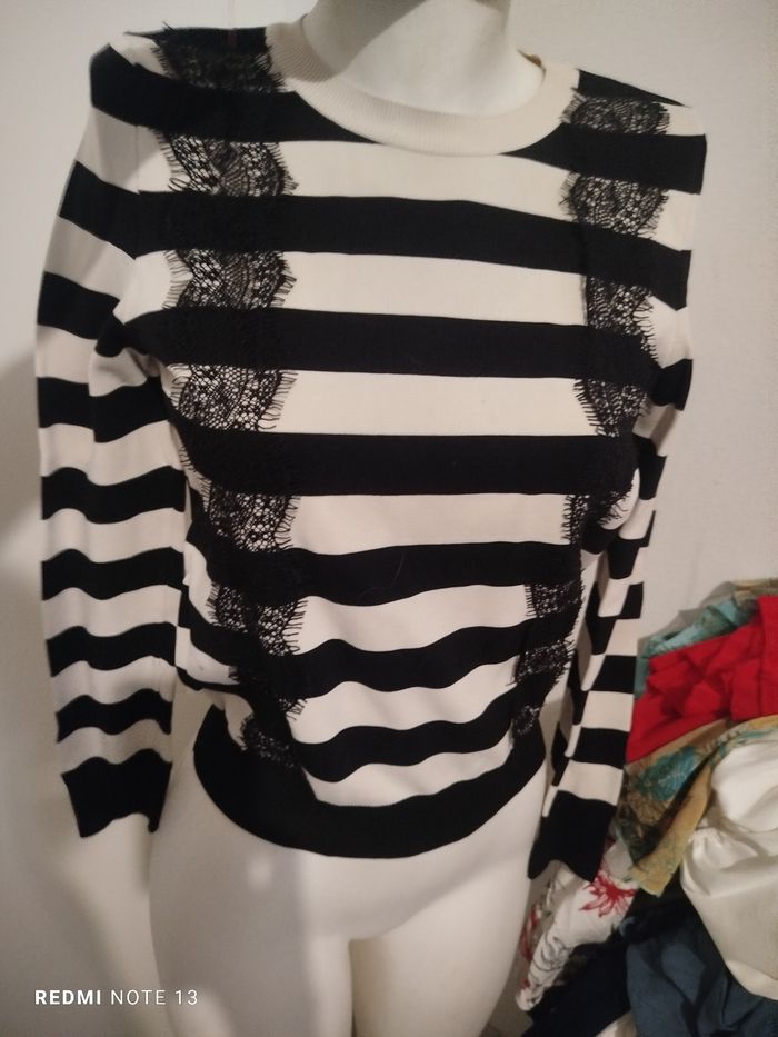 #kytieSfemme. Sweat léger manches longues taille S