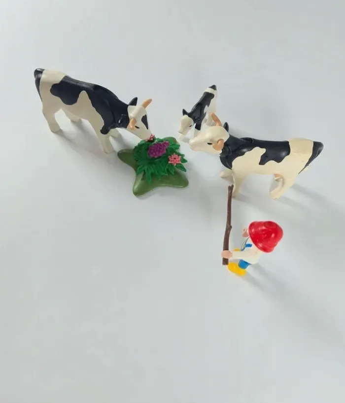 Playmobil Troupeau de vaches et fermier - photo numéro 4