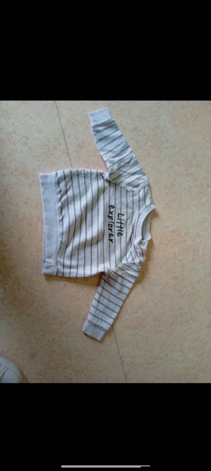 Ensemble garçon taille 6 mois - photo numéro 2