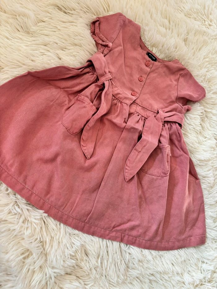 Robe rose - photo numéro 2