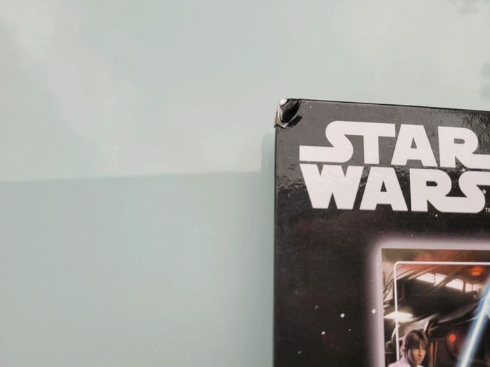 Fantastique livre Star Wars L'entrainement Jedi, sabre laser lumineux et voix du film - photo numéro 7