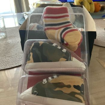 Chausson + 2 paires de chaussettes