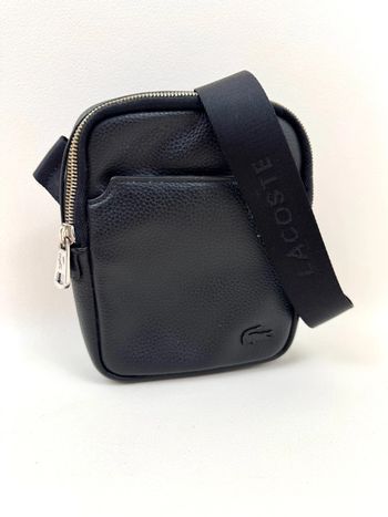 Sacoche noire Lacoste logo crocodile simili cuir