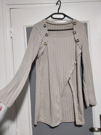 Haut long à la mode taille 46