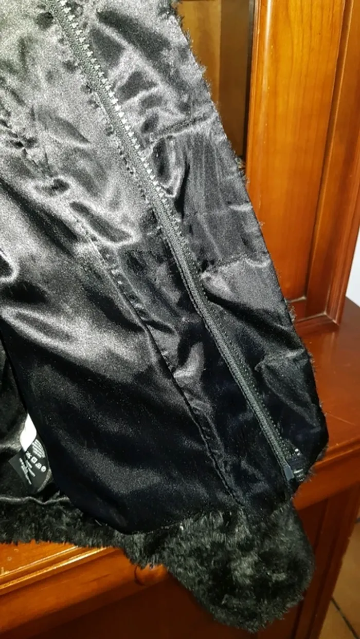 Veste fausse fourrure - photo numéro 5