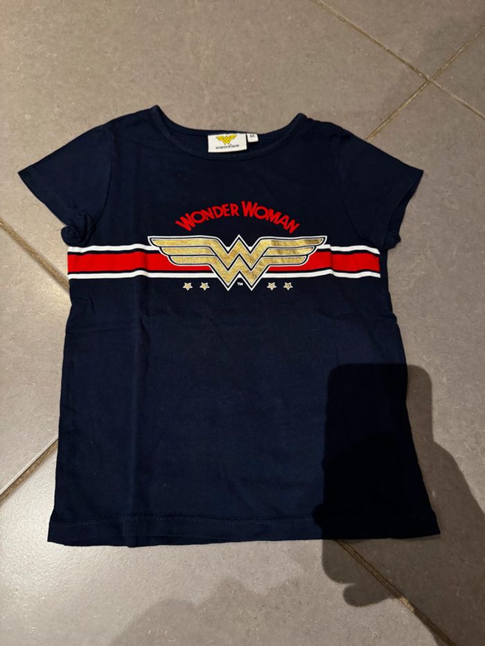 T shirt manches courtes - Wonder woman - Étoiles - Bleu marine, rouge, doré & blanc - 6 ans