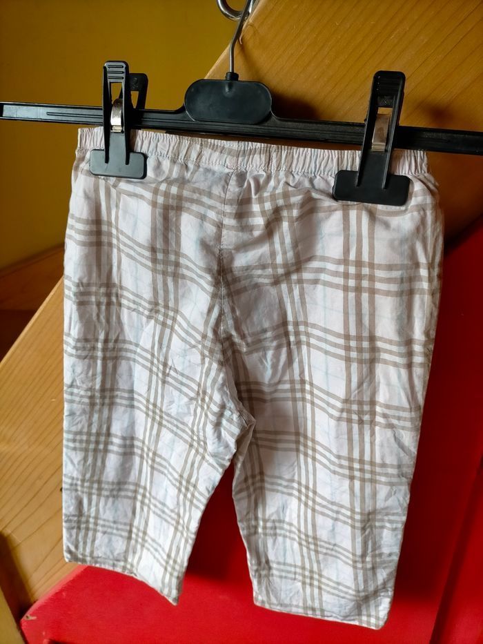 Joli pantalon Burberry 18 mois - photo numéro 3