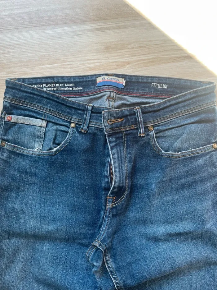 Jean, El Gonzo 32