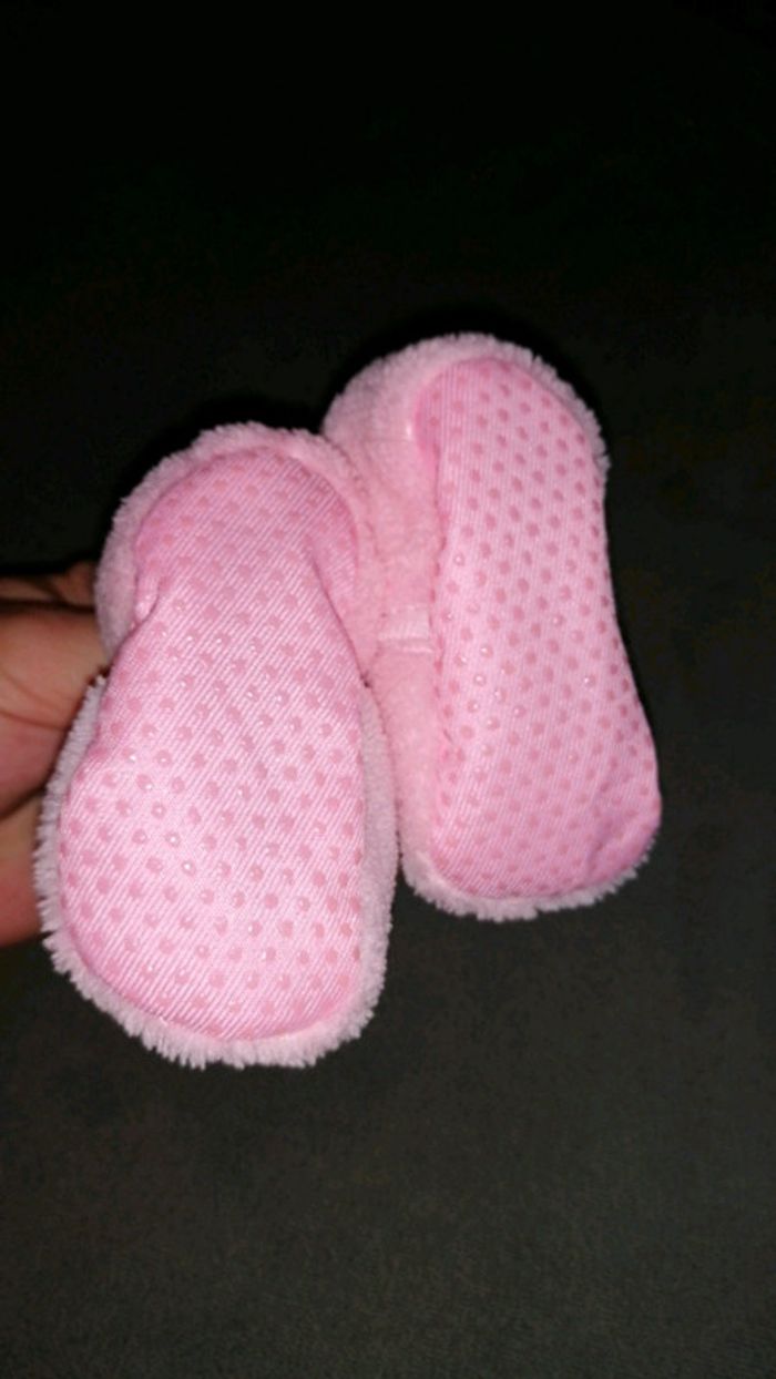 Chaussons souple 0/3 mois - photo numéro 2