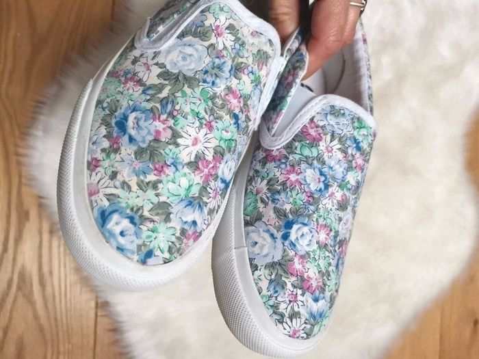 Sneakers slippers enfant pointure 33/34 - photo numéro 2