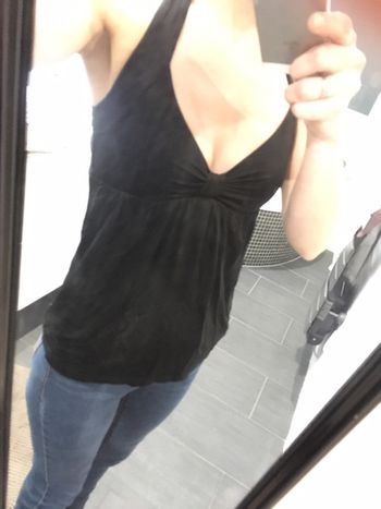 Top noir synthétique taille S