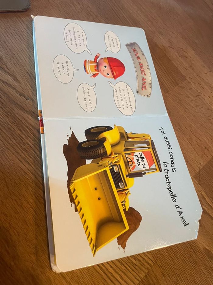 Livre P’tit garçon La tractopelle d’Axel Numéro 10 - photo numéro 9