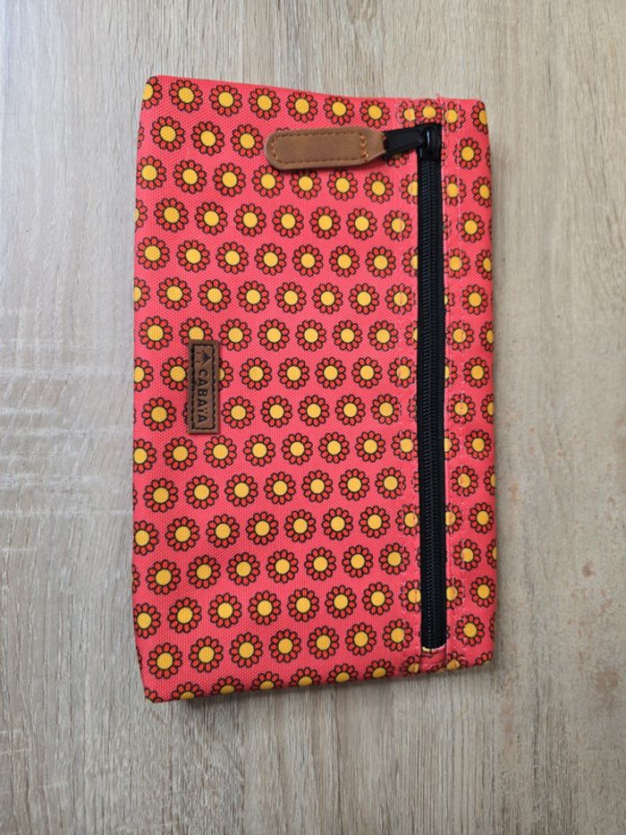 Pochette flower neuf cabaia