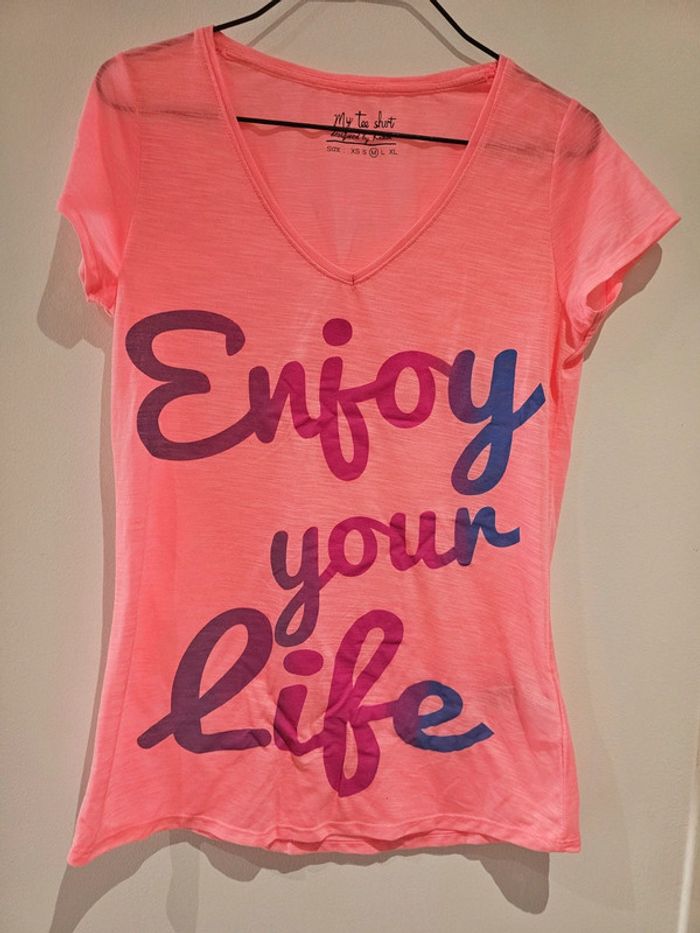 T-shirt taille M - photo numéro 2