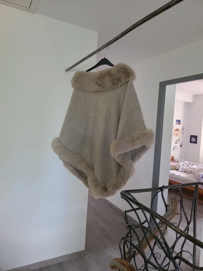 Ponchos - photo numéro 2