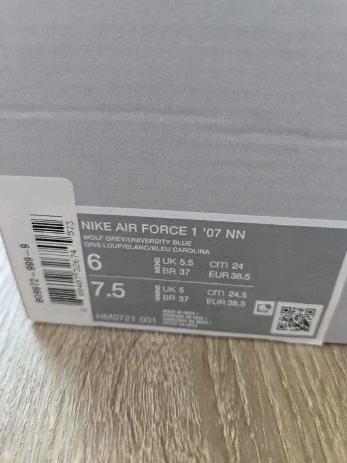 Nike air force 1 taille 38,5 neuves blanc gris bleu - photo numéro 10