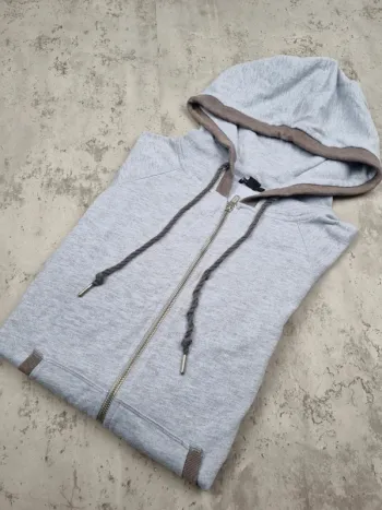 Gilet zippé à capuche Champion bleu ciel – Taille S/36 Femme