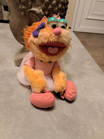 Zoe rue sesame