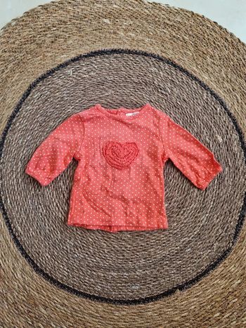 Joli tee-shirt manches longues motif coeur taille 1 mois
