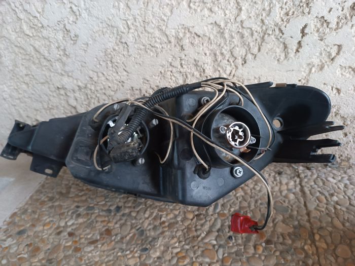 🔧 Phares Peugeot 206 – bon état - photo numéro 4