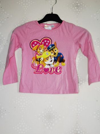 D4138 - tee-shirt fille 6 ans