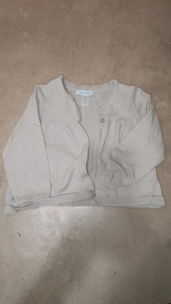 Petit gilet gris beige taille 12 mois marque obaibi