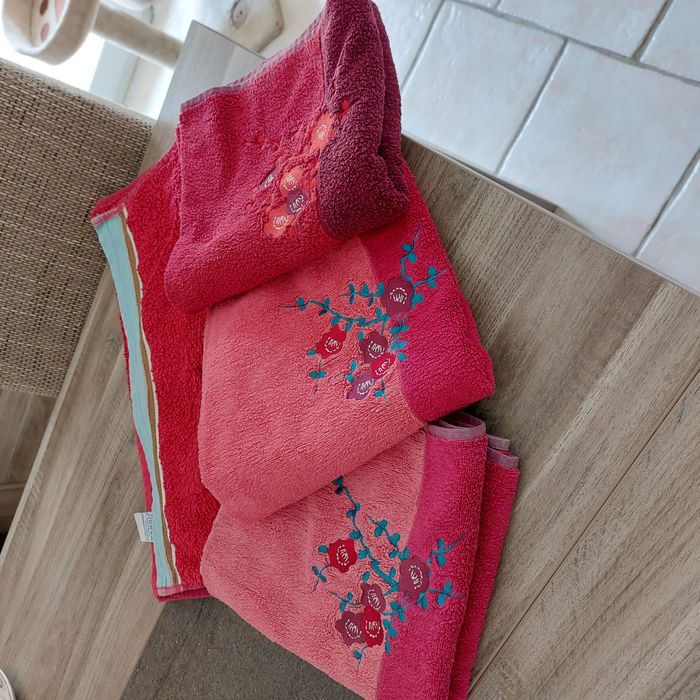 Lot serviettes tapis bain