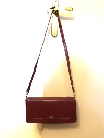 Pochette à bandoulière