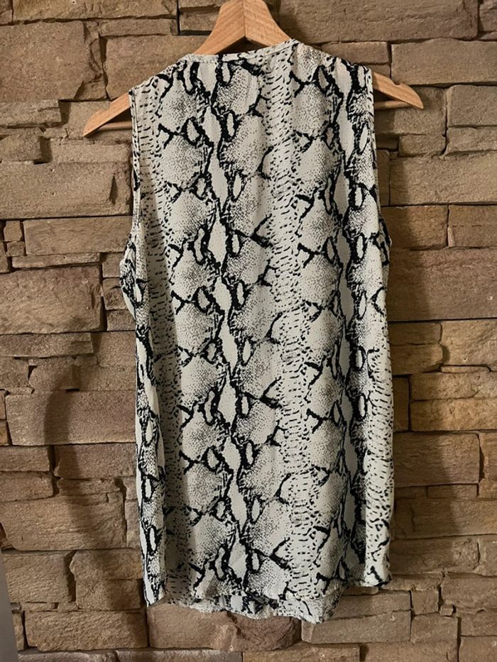 Jolie blouse légère et fluide neuve taille M/L - photo numéro 4