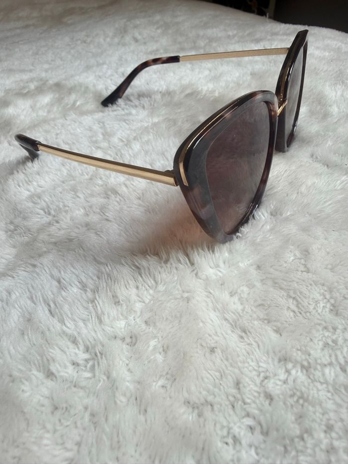 Lunettes de soleil « Œil de chat » - photo numéro 3