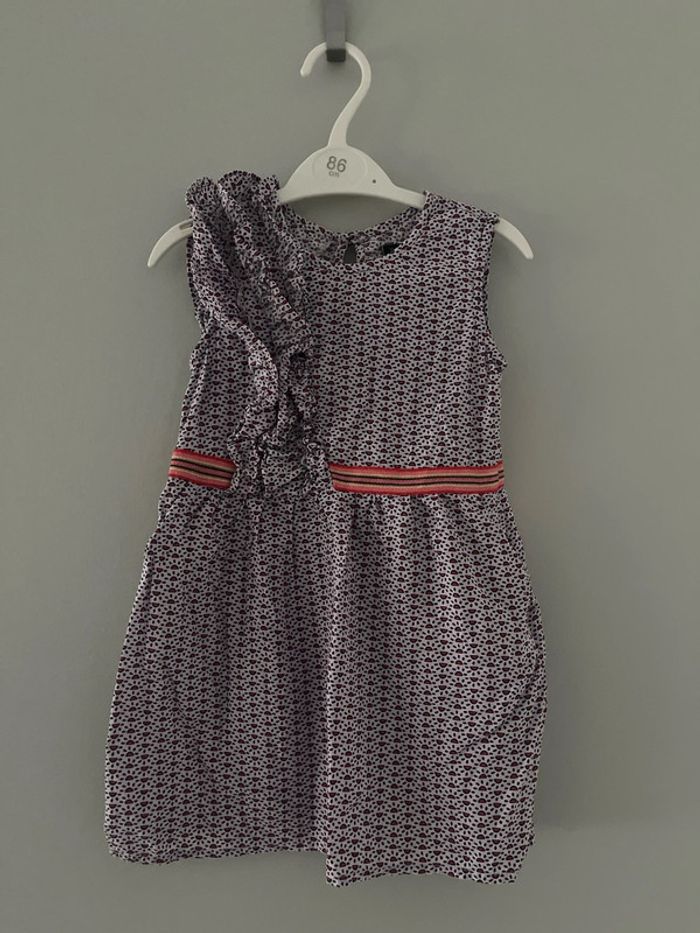 Robe ikks sans manches taille 3 ans