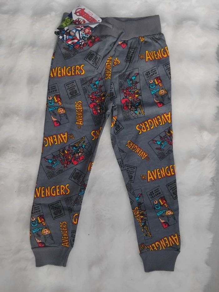 Pantalon jogging Avengers, 5 ans
