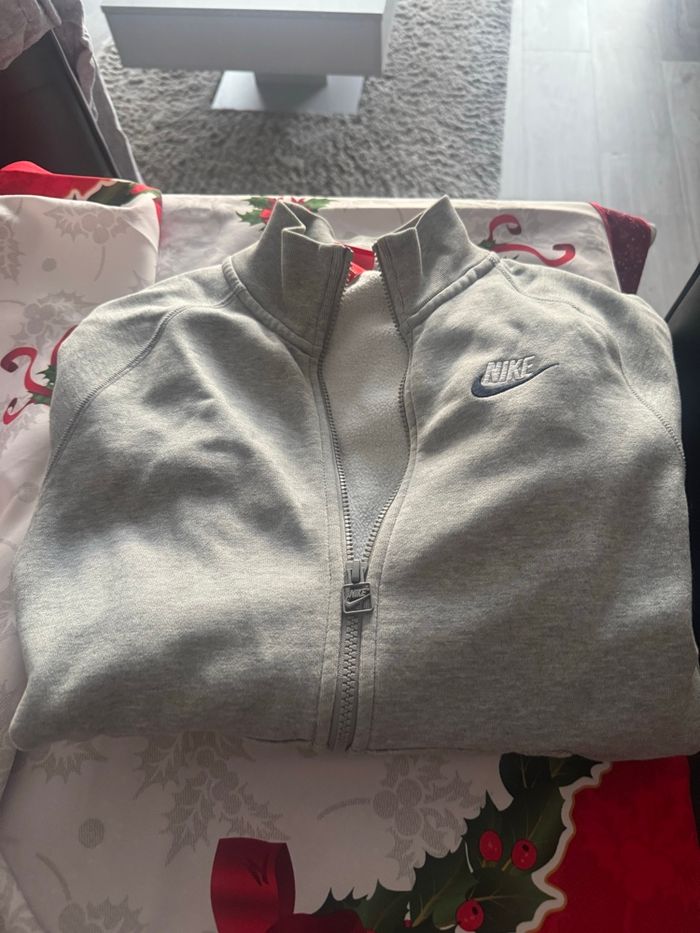 Veste Nike - photo numéro 2