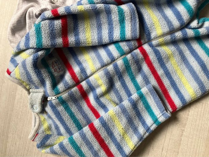 Petit lot de vêtements de rechange ou de secours, trois mois - photo numéro 2