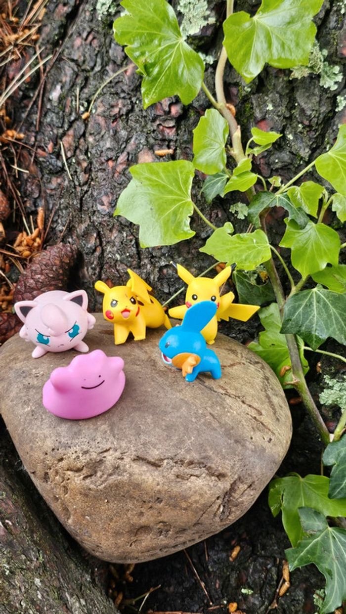 Super lot de 5 figurine Pokemon Nintendo